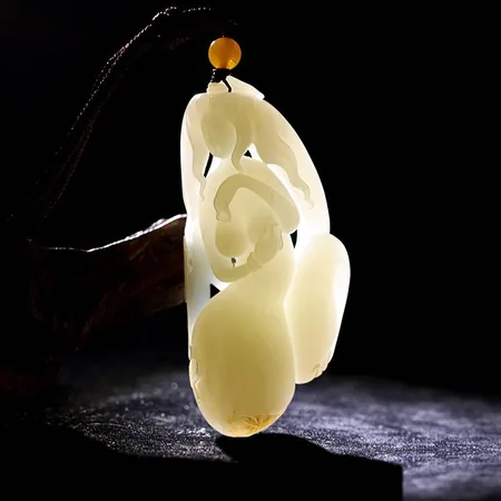 Yellow-Skin Hetian Seed Jade Palm Carving - Beauty Like Jade, 113.9 g