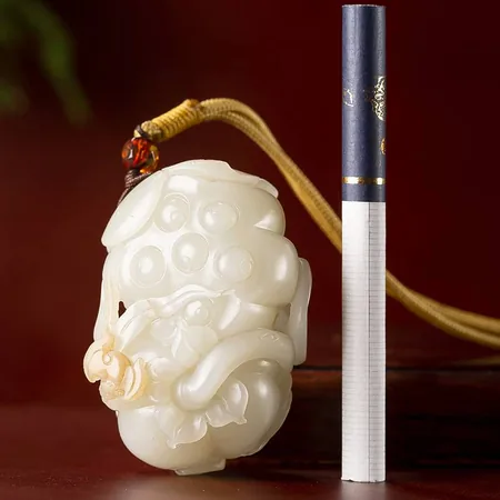 Jujube-Red-Skin White Hetian Seed Jade Palm Carving - Blessings in Succession, 96 g