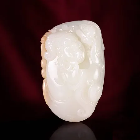 Red-Skin White Hetian Seed Jade Palm Carving - Bringing Sons to Court, 236.8 g
