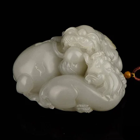 White Hetian Jade Carving: Lion and Cub, 330.6 g