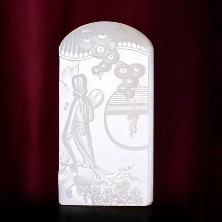 White Hetian Jade Plaque: A Lady at Leisure, 134.7 g