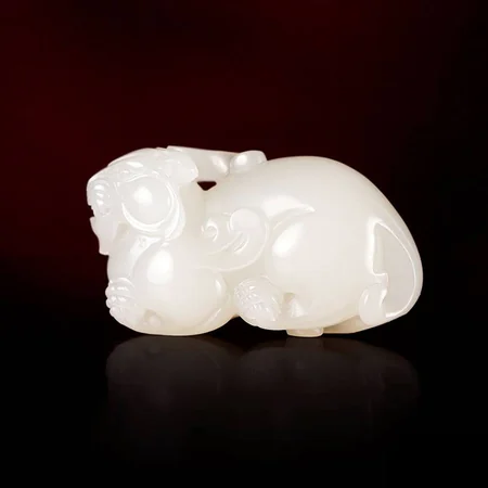 White Hetian Jade Plaque: Pixiu, 20 g