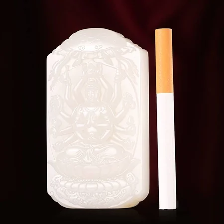 White Hetian Jade Plaque: Thousand-Armed Guanyin, 137.8 g