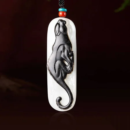White Russian Nephrite Plaque: Snow Leopard with Lingzhi, 30.9 g