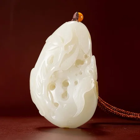 Yellow-Skin White Hetian Seed Jade Palm Carving - Blessings, 88 g